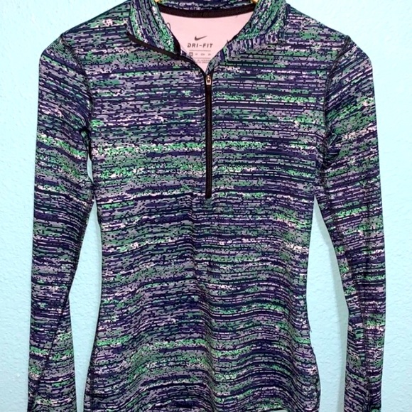 Nike Tops - NIKE Dri-Fit Half-Zip Pullover XS